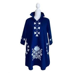 NEW NAVYBLEU camille embroidered tunic dress in navy/white